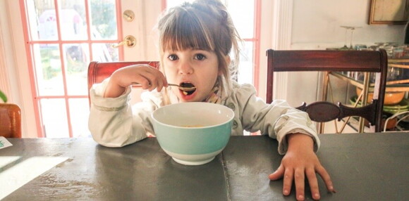 Los cereales infantiles son una excelente opción para incluir en el menú del niño